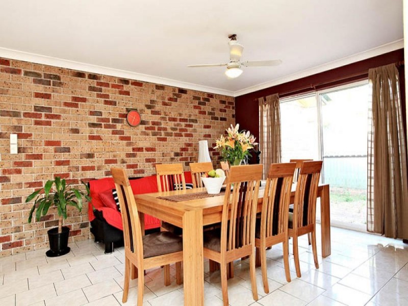 24 Evergreen Place, Forest Lake QLD 4078