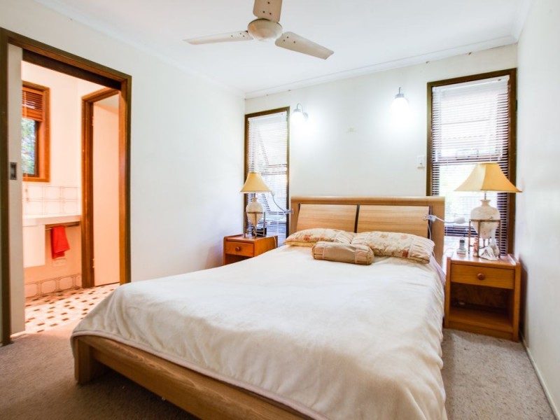 6 Kesteven Street, Albany Creek QLD 4035