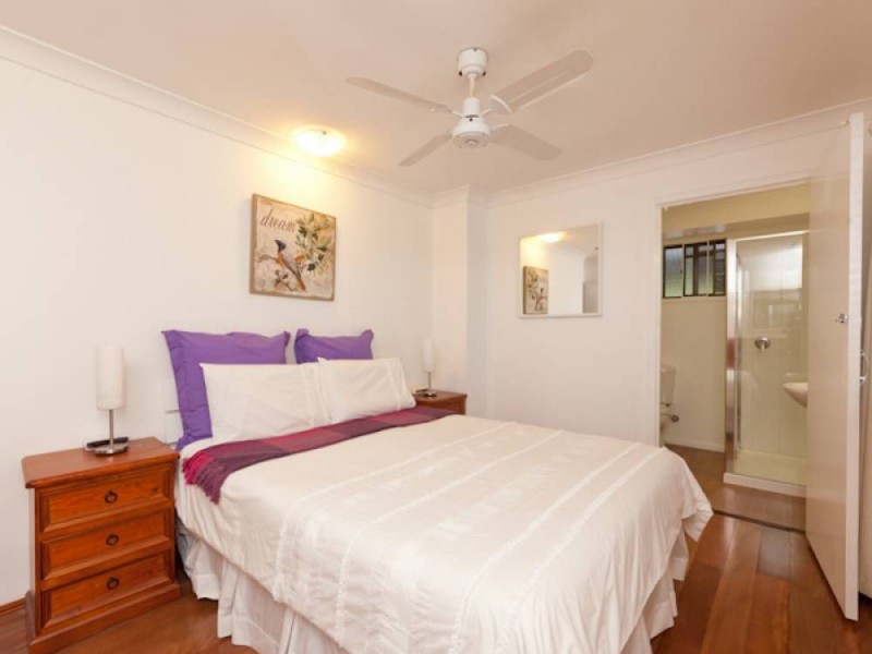 61a Donald, Camp Hill QLD 4152