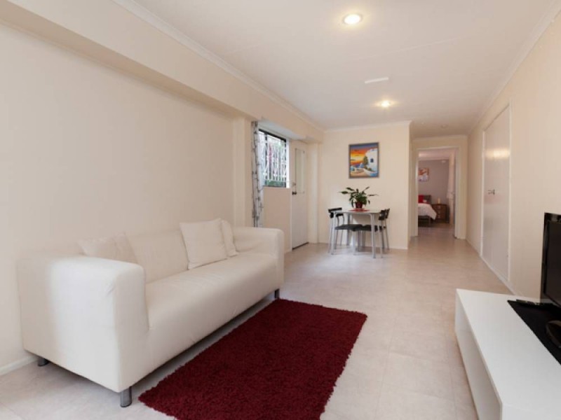 61a Donald, Camp Hill QLD 4152