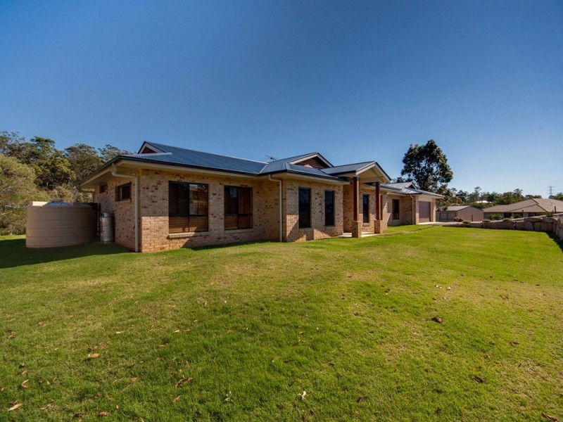 11 Muscat Cct, Morayfield QLD 4506