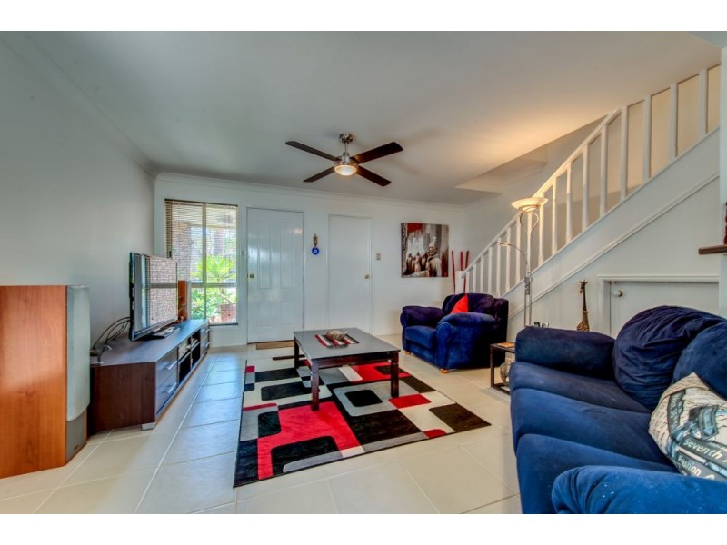 98/17 Marlow Street, Woodridge QLD 4114