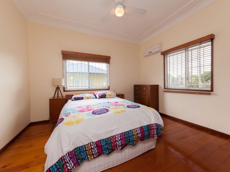 119 Kitchener Road, Kedron QLD 4031