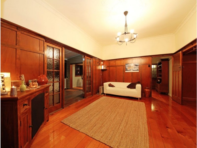 23 Paul Street, Sandgate QLD 4017