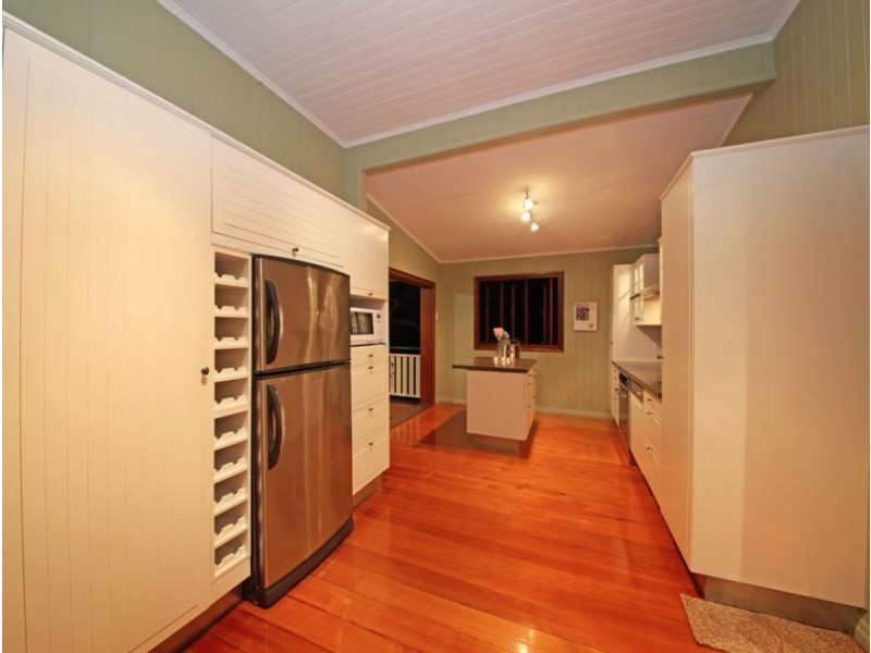 23 Paul Street, Sandgate QLD 4017