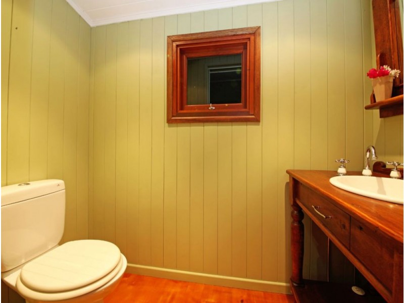 23 Paul Street, Sandgate QLD 4017