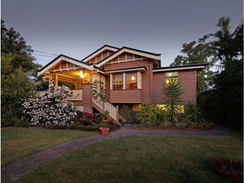 23 Paul Street, Sandgate QLD 4017