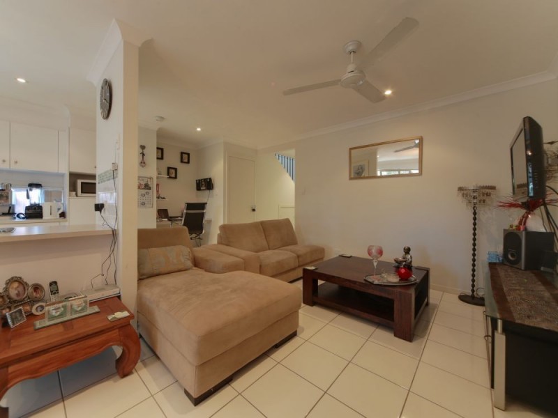 4/9 Talpa Street, Coomera QLD 4209