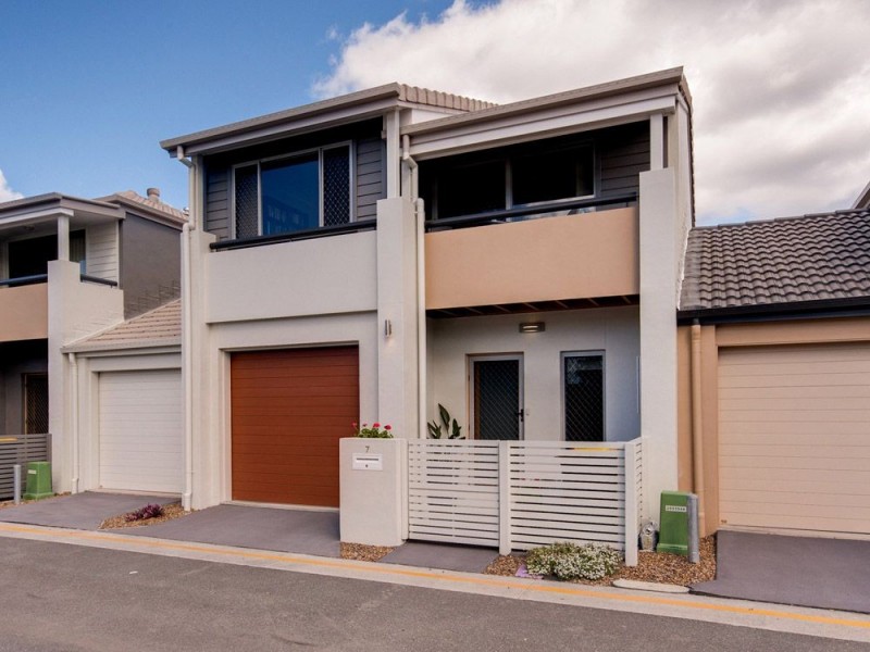 7 Girraween Lane, Fitzgibbon QLD 4018