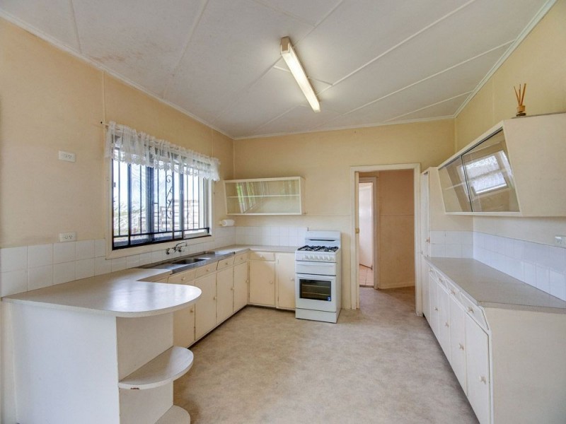 43 Dunedoo Street, Stafford Heights QLD 4053