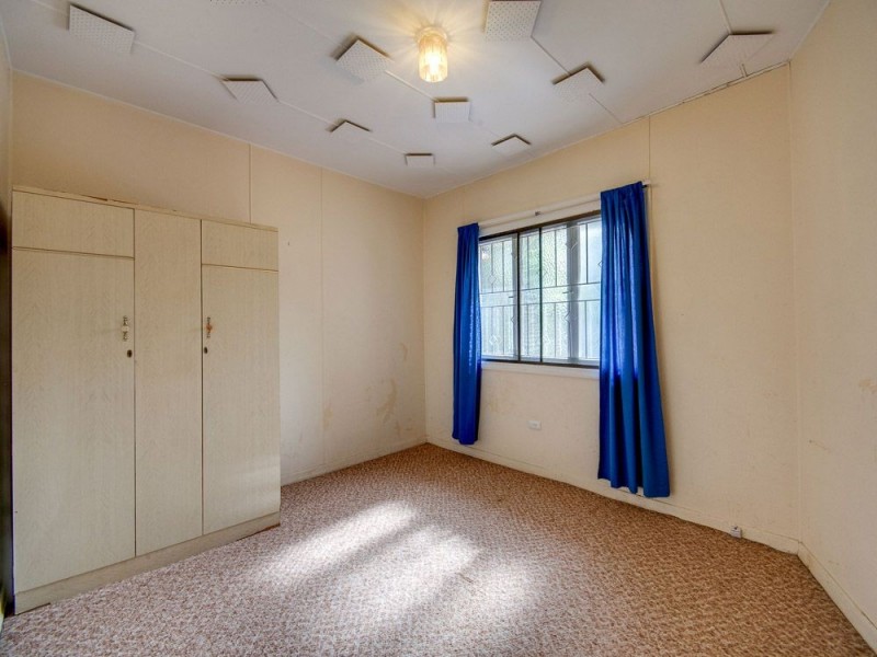 43 Dunedoo Street, Stafford Heights QLD 4053