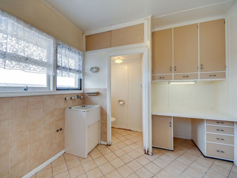 43 Dunedoo Street, Stafford Heights QLD 4053