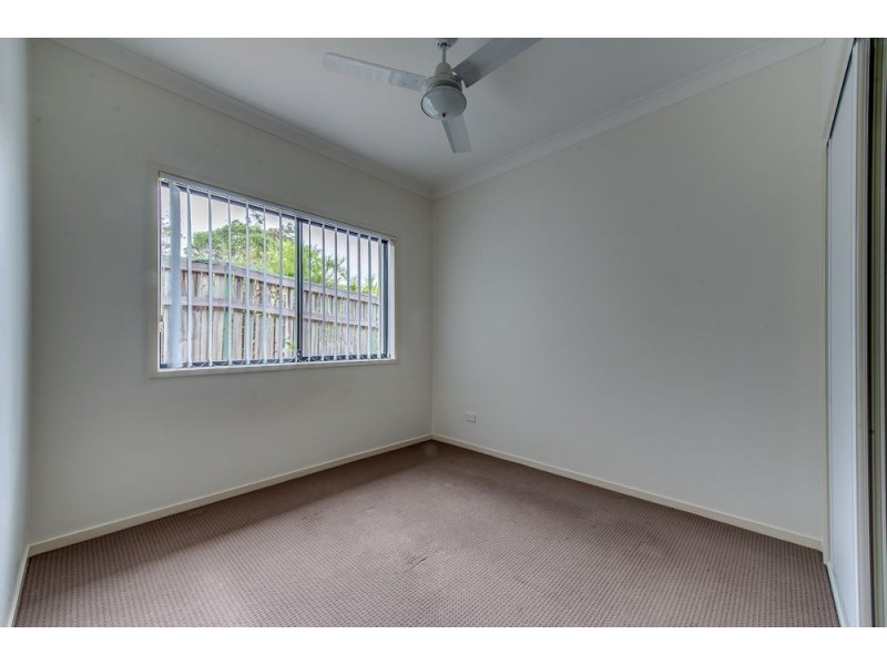 21 Park Edge Drive, Springfield Lakes QLD 4300