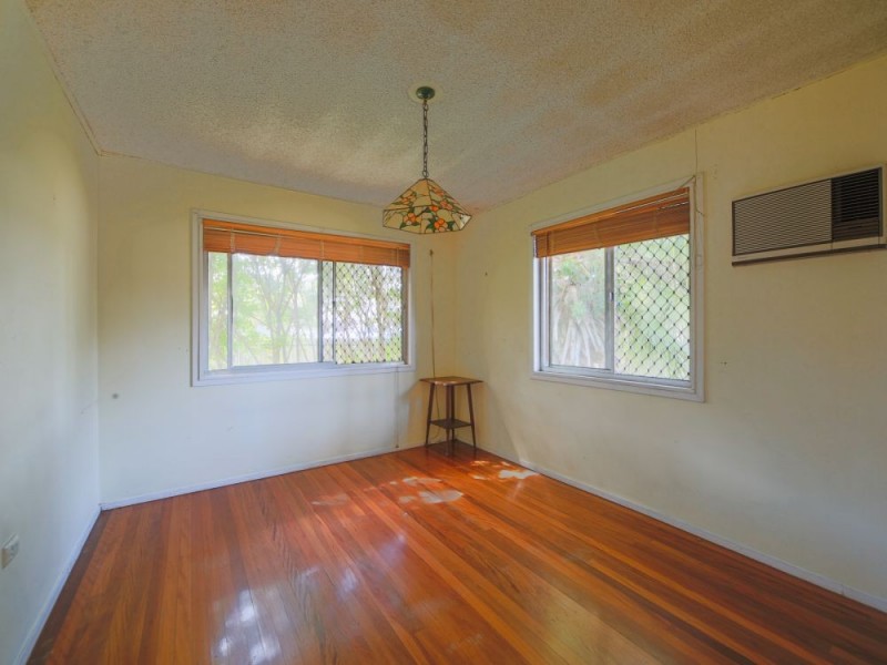 34 Melinda Street, Southport QLD 4215