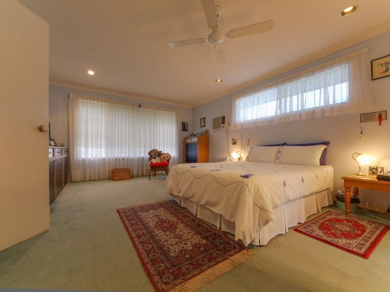 25 Jack Nicklaus Way, Parkwood QLD 4214