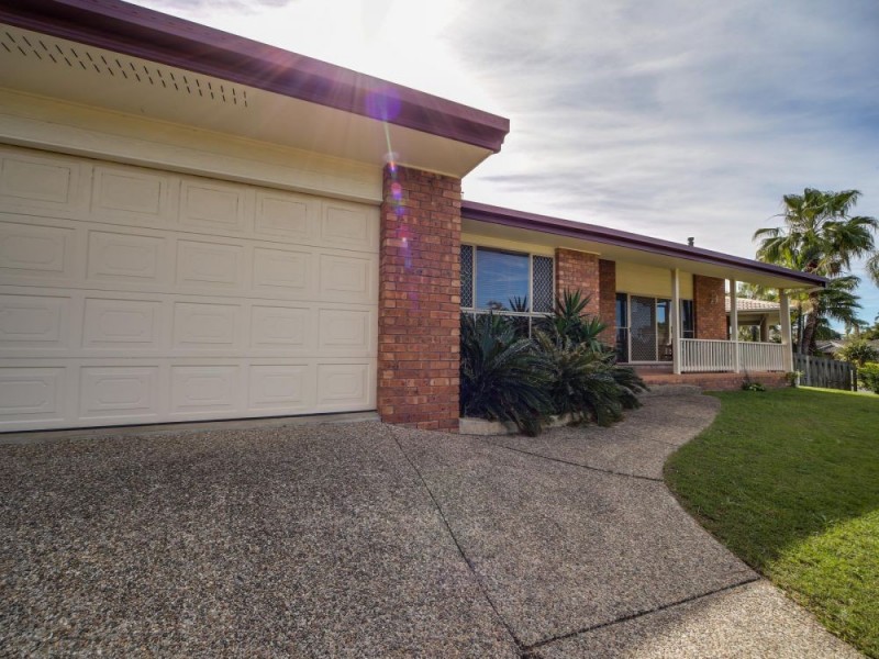 25 Jack Nicklaus Way, Parkwood QLD 4214