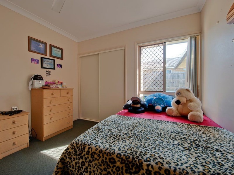 9 Brodie Court, Hillcrest QLD 4118