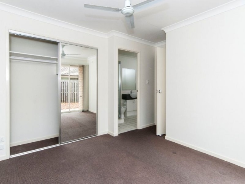 36/8 Rosegum Place, Redbank Plains QLD 4301
