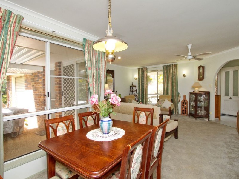 13 Alpha Drive, Glass House Mountains QLD 4518