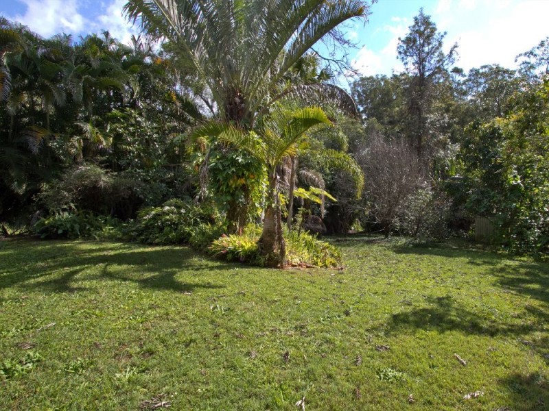 13 Alpha Drive, Glass House Mountains QLD 4518