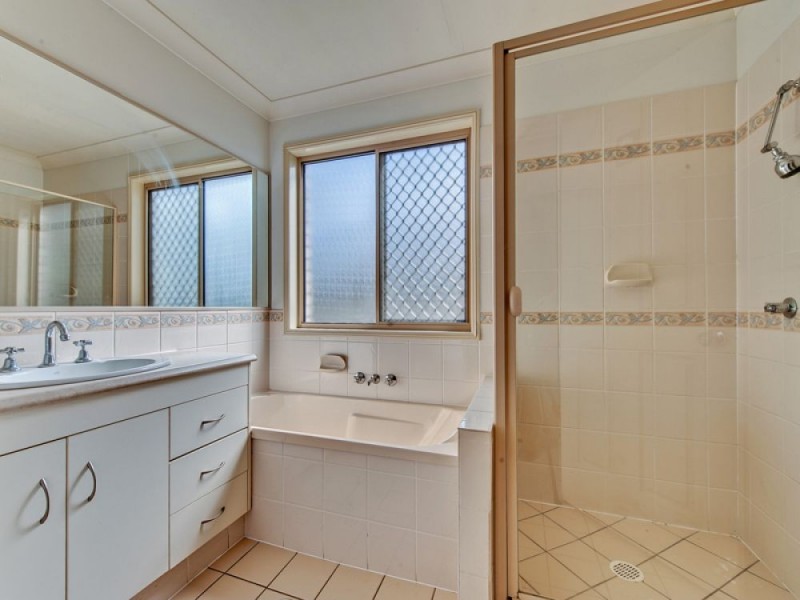 125 Jubilee Avenue, Forest Lake QLD 4078