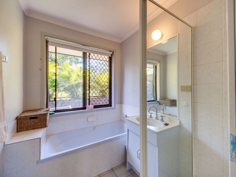 58 Eucumbene Drive, Petrie QLD 4502