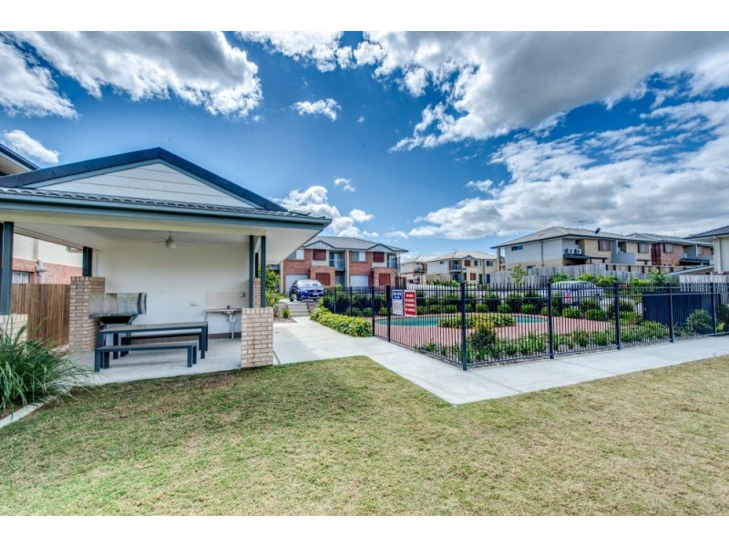 22/4 Myola Street, Browns Plains QLD 4118
