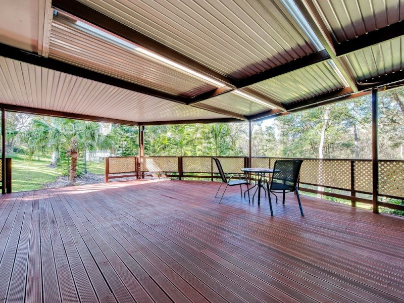 10 Hallett Avenue, Camira QLD 4300