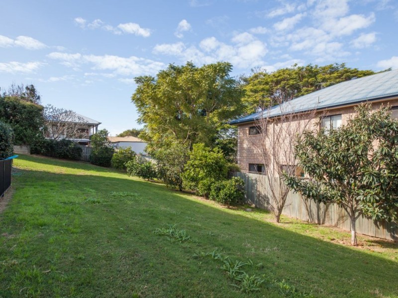 75 Gracemere Street, Newmarket QLD 4051