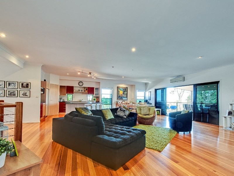 34 Jasmine Crescent, Shailer Park QLD 4128