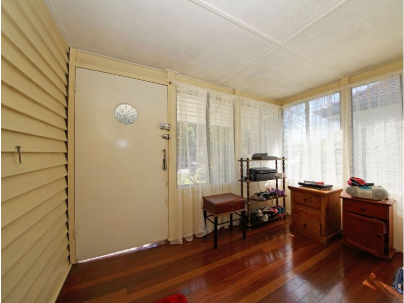 72 Burralong Street, Deagon QLD 4017