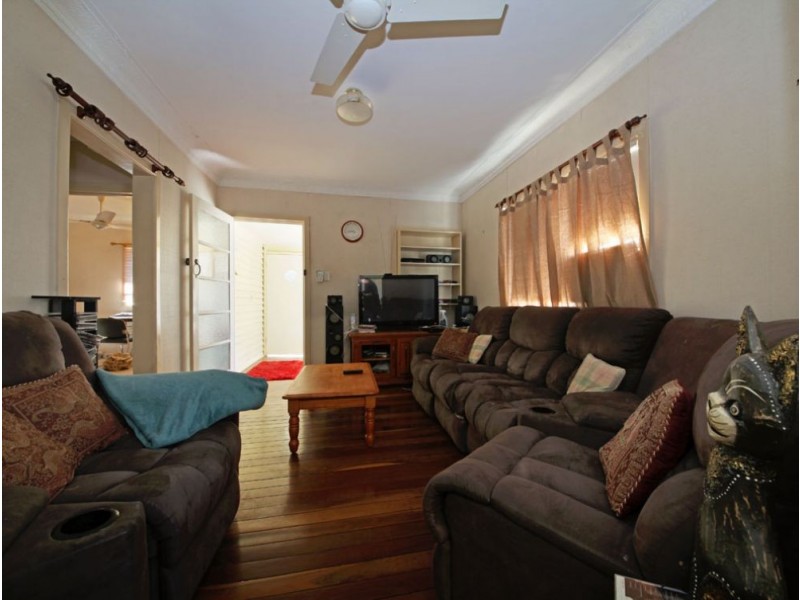 72 Burralong Street, Deagon QLD 4017