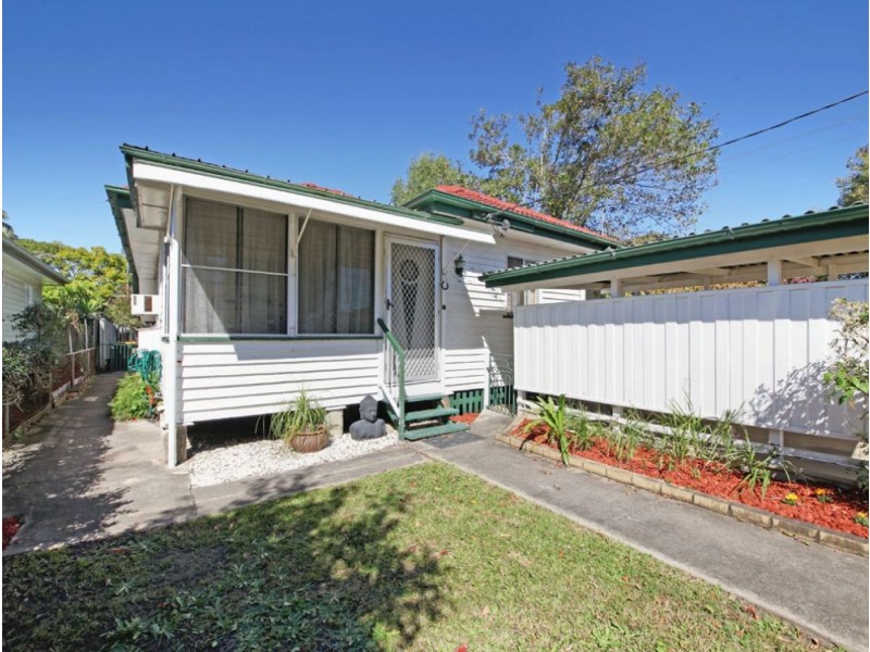 72 Burralong Street, Deagon QLD 4017