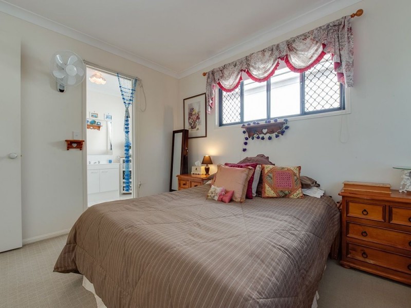 11 Planigale Crescent, North Lakes QLD 4509