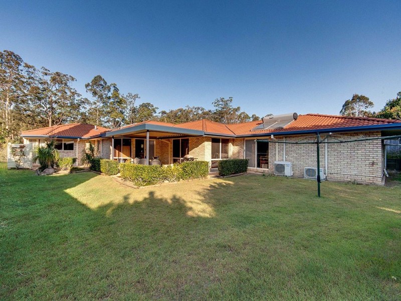 33 Corvus Drive, Cashmere QLD 4500