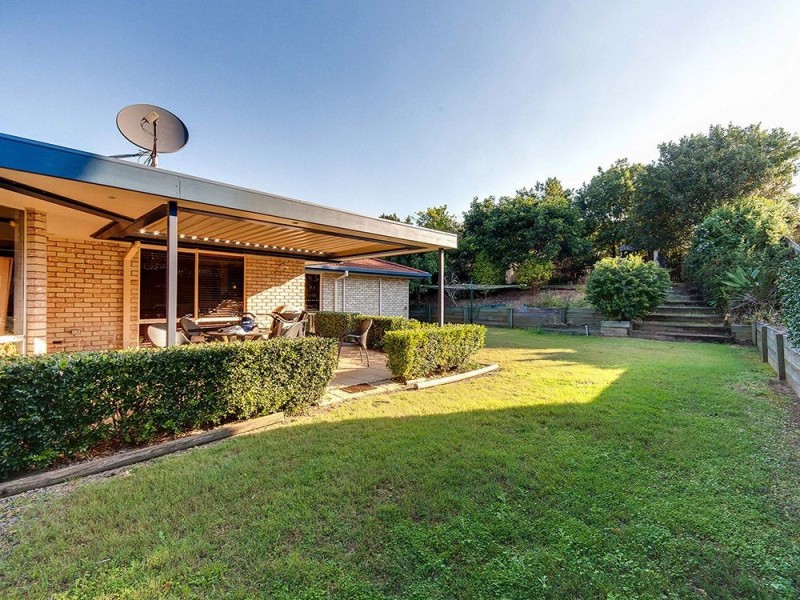 33 Corvus Drive, Cashmere QLD 4500