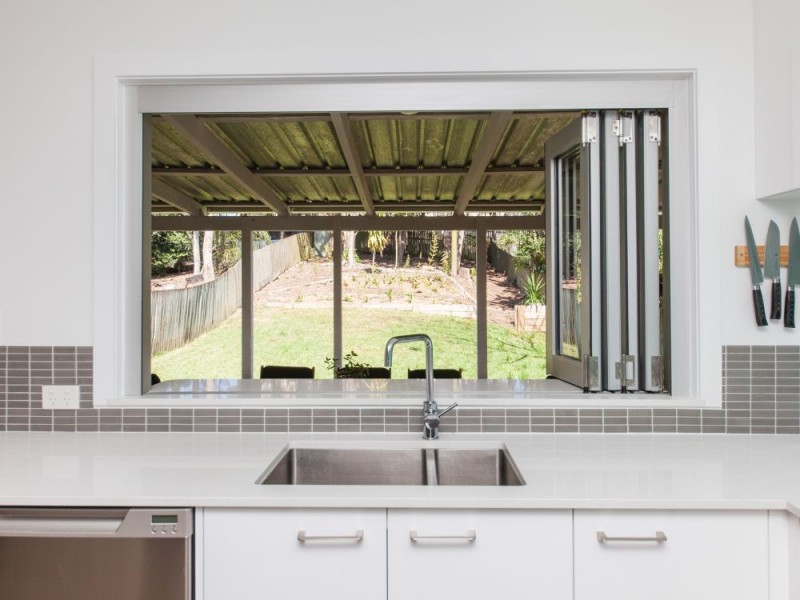 39 Woodville Place, Annerley QLD 4103