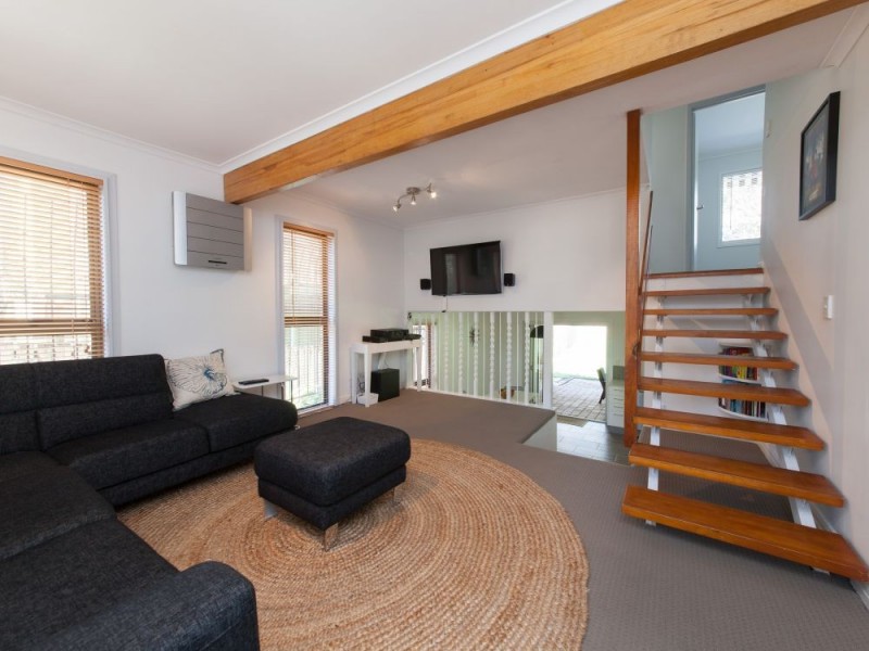 39 Woodville Place, Annerley QLD 4103