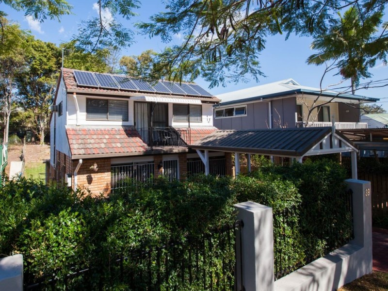 39 Woodville Place, Annerley QLD 4103