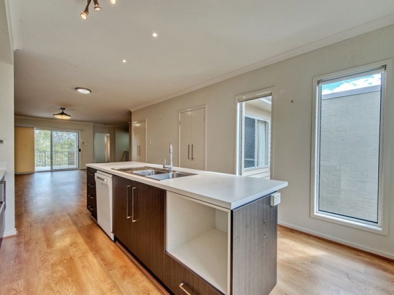 11 Moontide Way,, Springfield Lakes QLD 4300