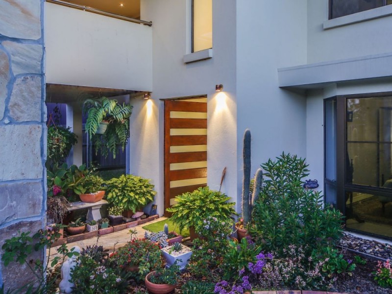 13 Shoe Street, Hope Island QLD 4212