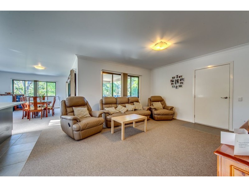 4a Pinehurst Court, Karana Downs QLD 4306