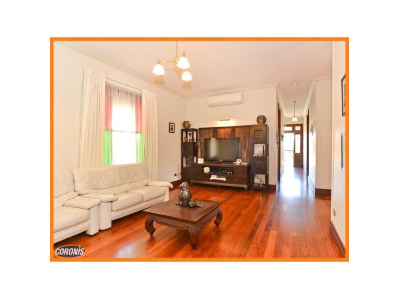 37 Myrtle St, Grange QLD 4051