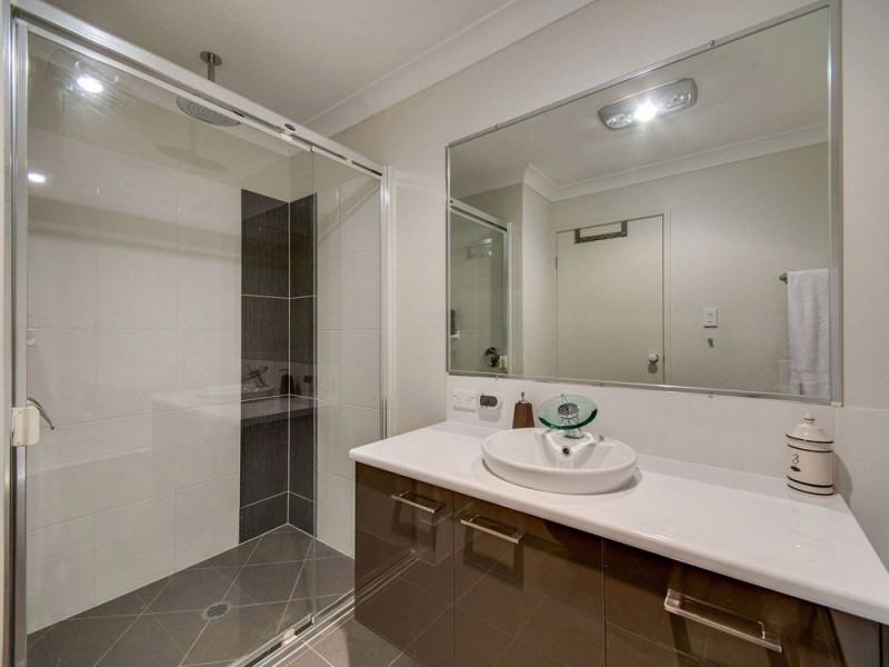 7 Girraween Lane, Fitzgibbon QLD 4018