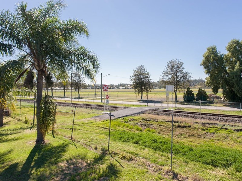 10A, 12 and 12A Videroni Street, Booval QLD 4304