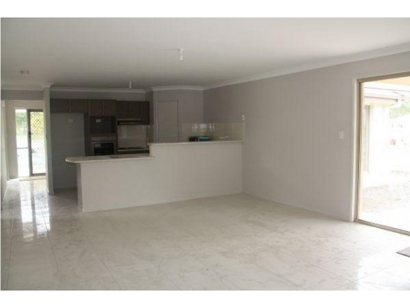 90 Armisfield Street,, Doolandella QLD 4077