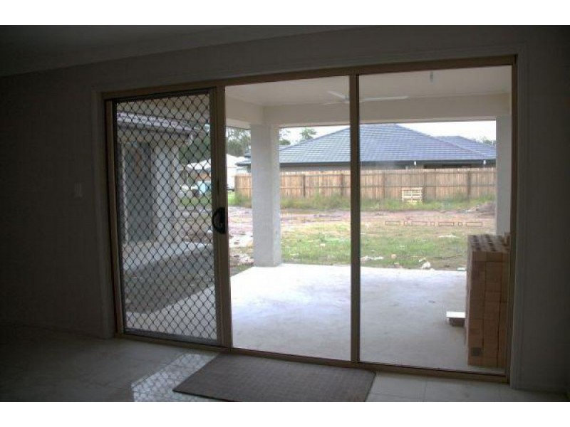 90 Armisfield Street,, Doolandella QLD 4077
