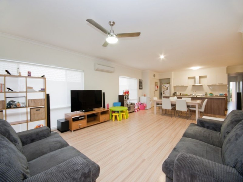 61 Daintree Circuit, North Lakes QLD 4509