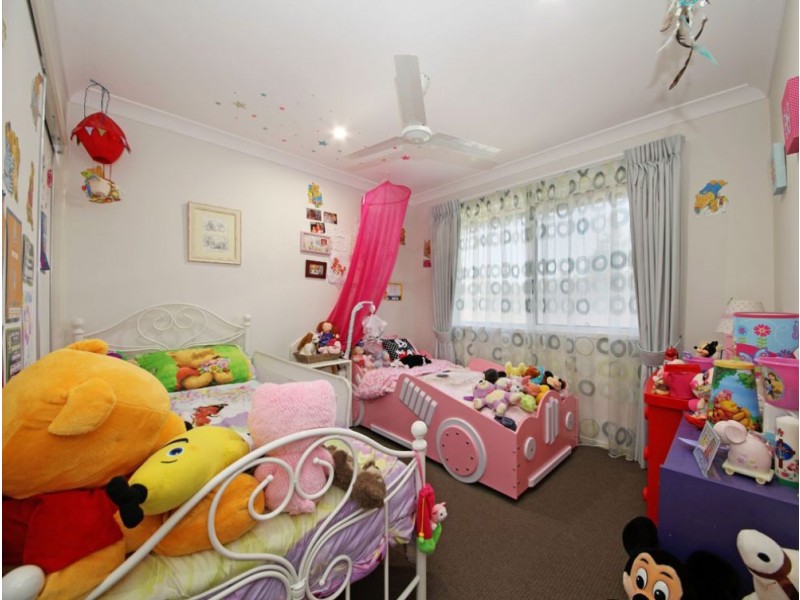 23 Severn Crescent, North Lakes QLD 4509