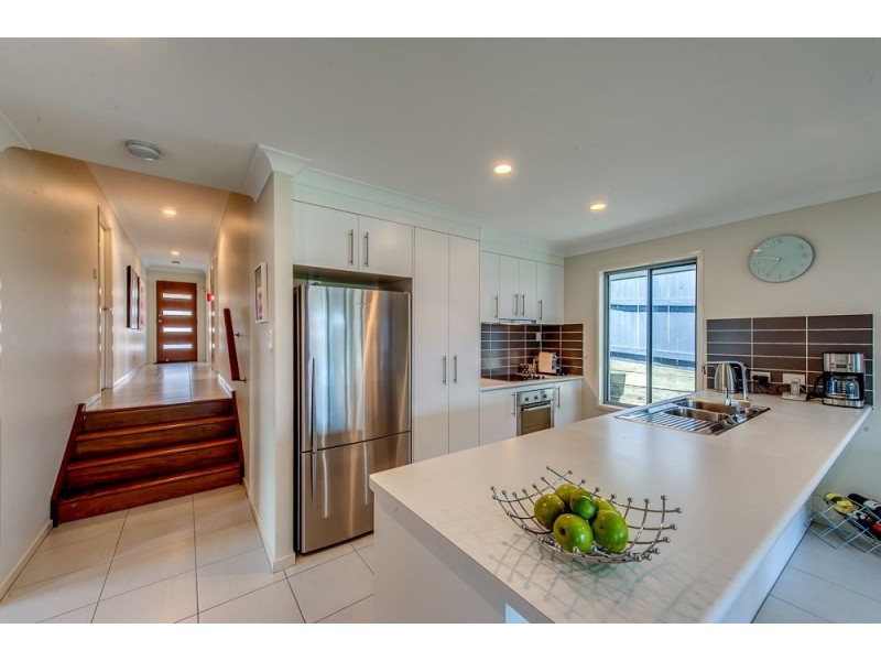 14 Everglades Street, Springfield Lakes QLD 4300